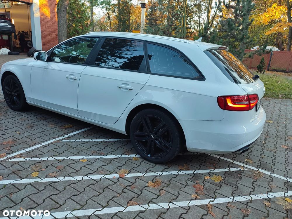 Audi A4 Avant - 6