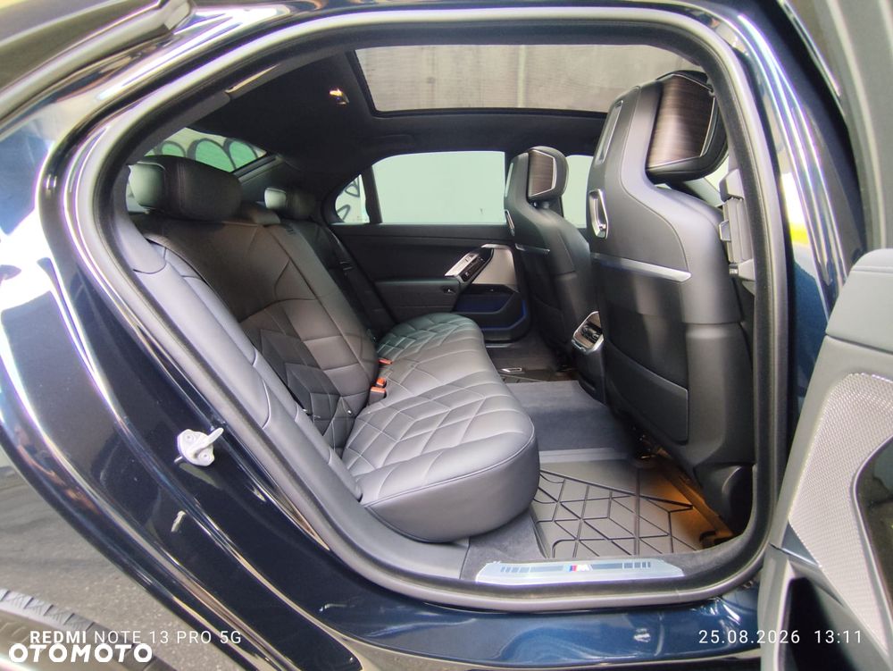 BMW Seria 7 - 25