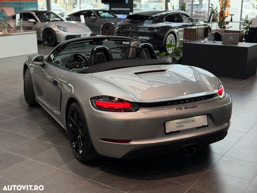 Porsche Boxster 718 PDK - 8