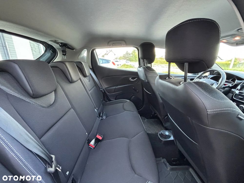 Renault Clio 1.2 16V 75 Life - 7