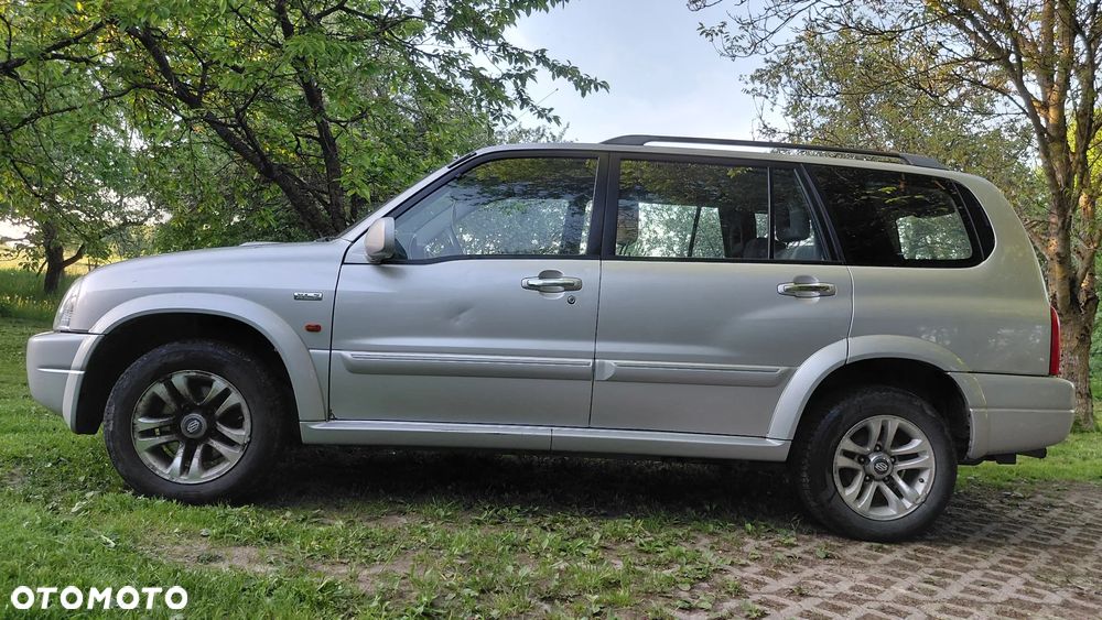 Suzuki Grand Vitara XL-7 2.0 TD Comfort - 4