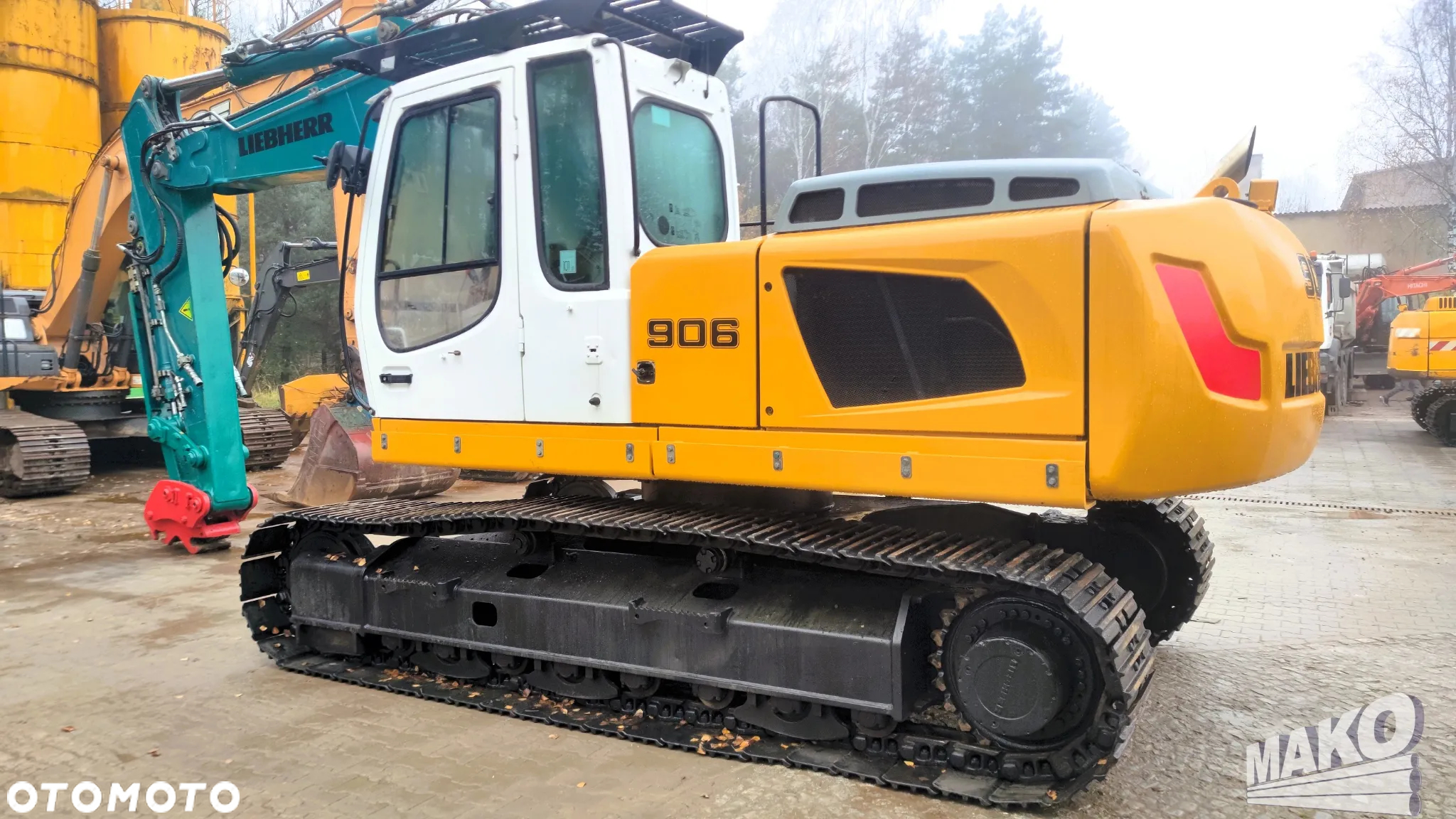 Liebherr R906 LC - 2