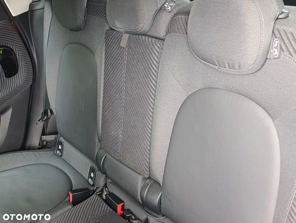 MINI Countryman Cooper SD All4 Essential Trim - 22