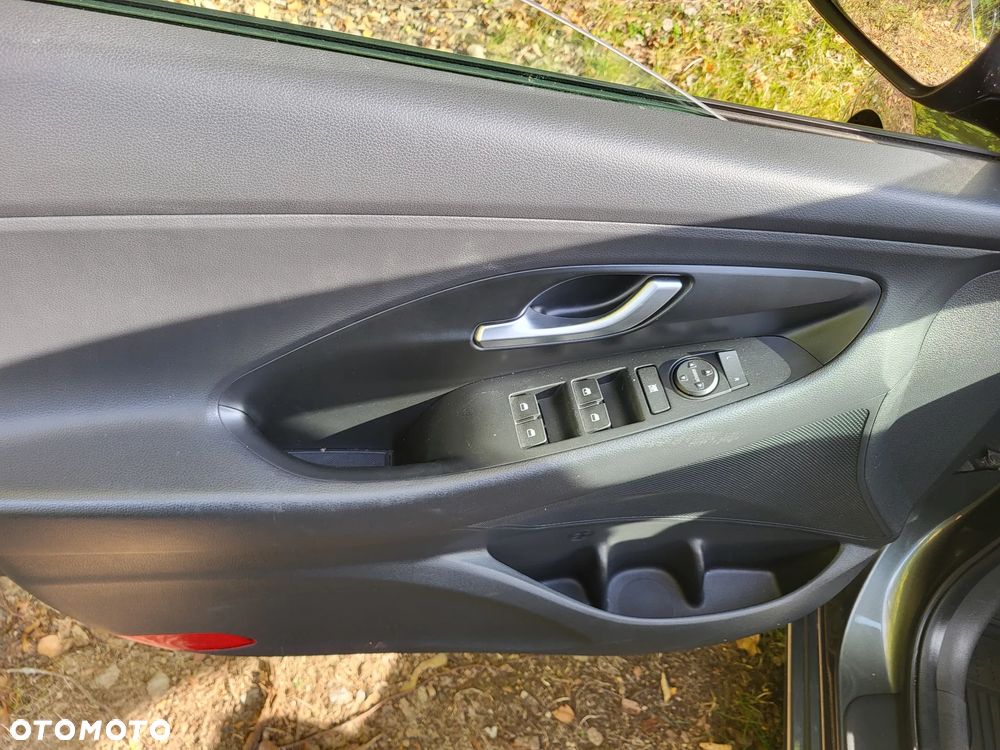 Hyundai i30 - 21