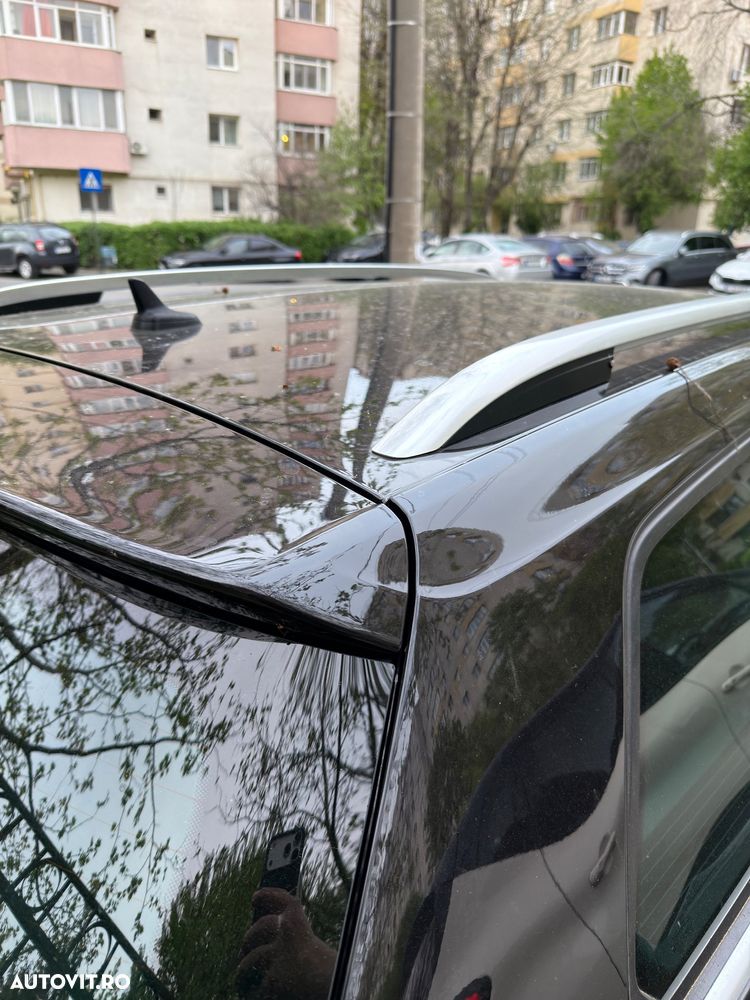 Volkswagen Golf 1.6 TDI DPF Highline - 15