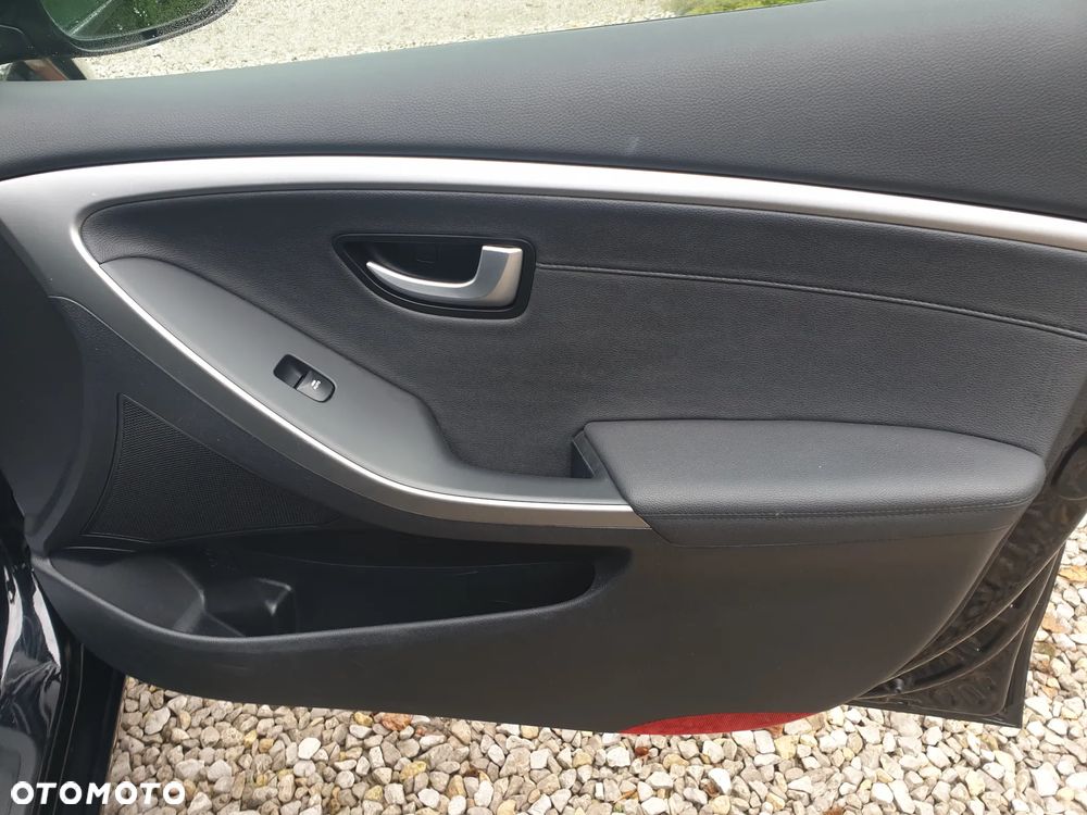 Hyundai i30 1.4 Premium - 10