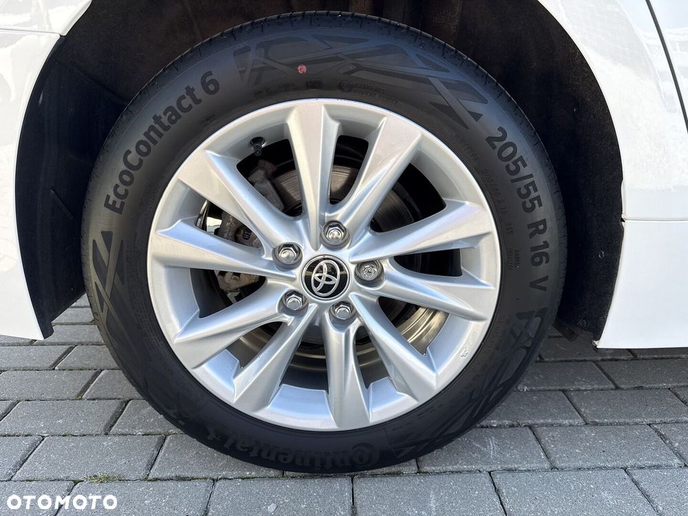 Toyota Corolla 1.8 Hybrid Comfort - 29