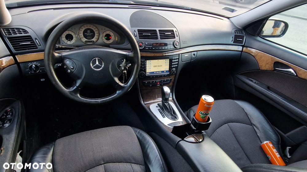 Mercedes-Benz Klasa E 320 CDI Avantgarde DPF Sport Edition AMG - 15