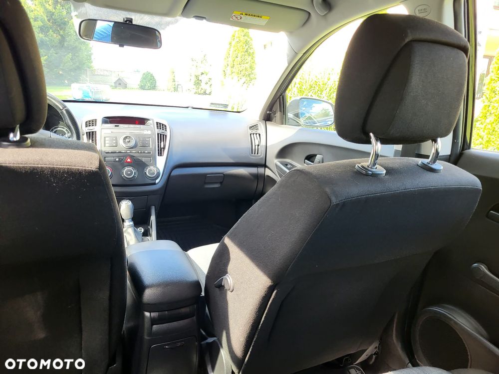 Kia Ceed - 6