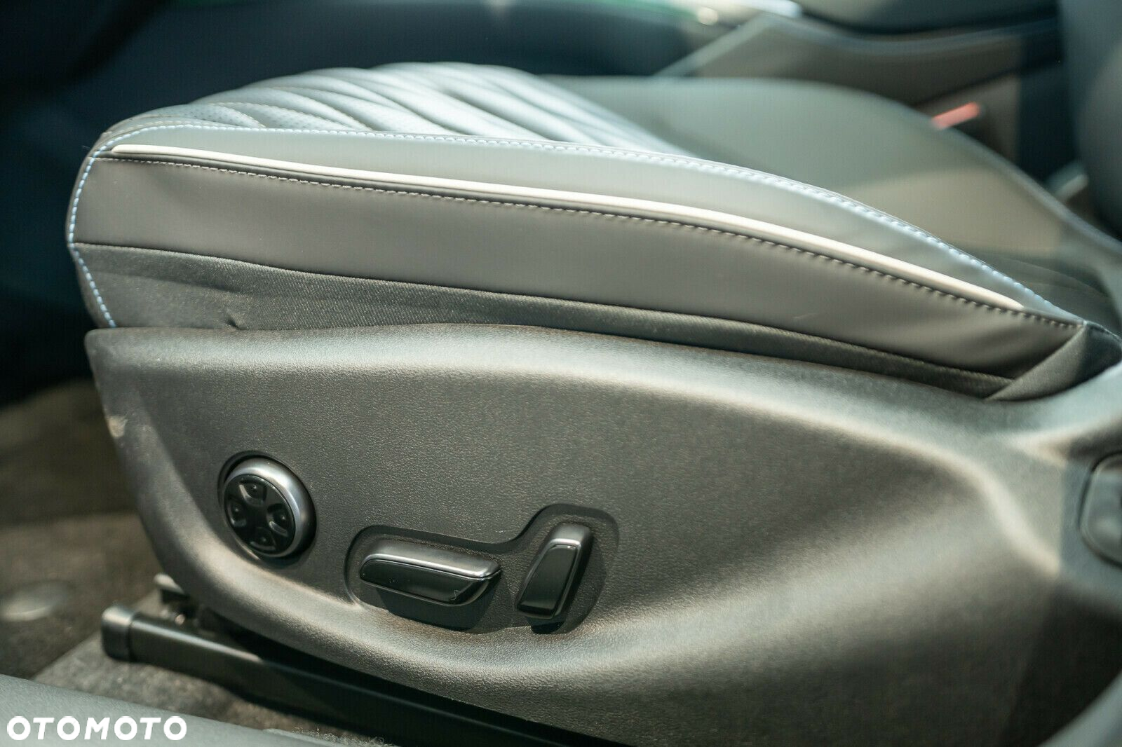 BYD Seal - 10