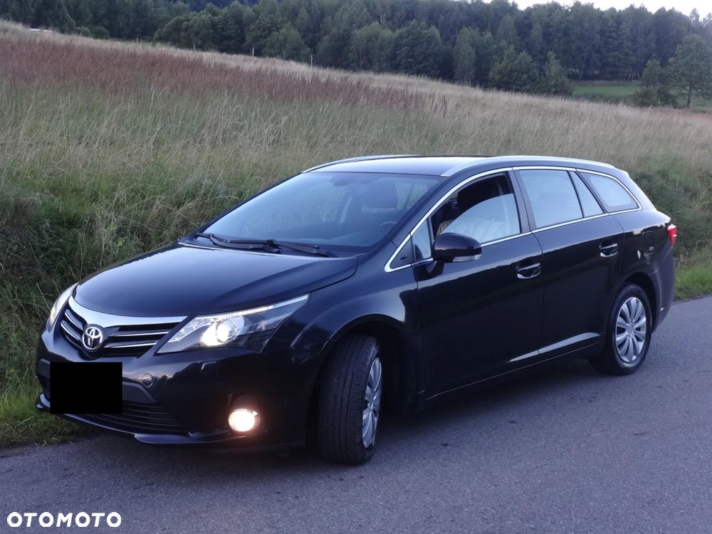 Toyota Avensis 2.0 D-4D Premium - 1