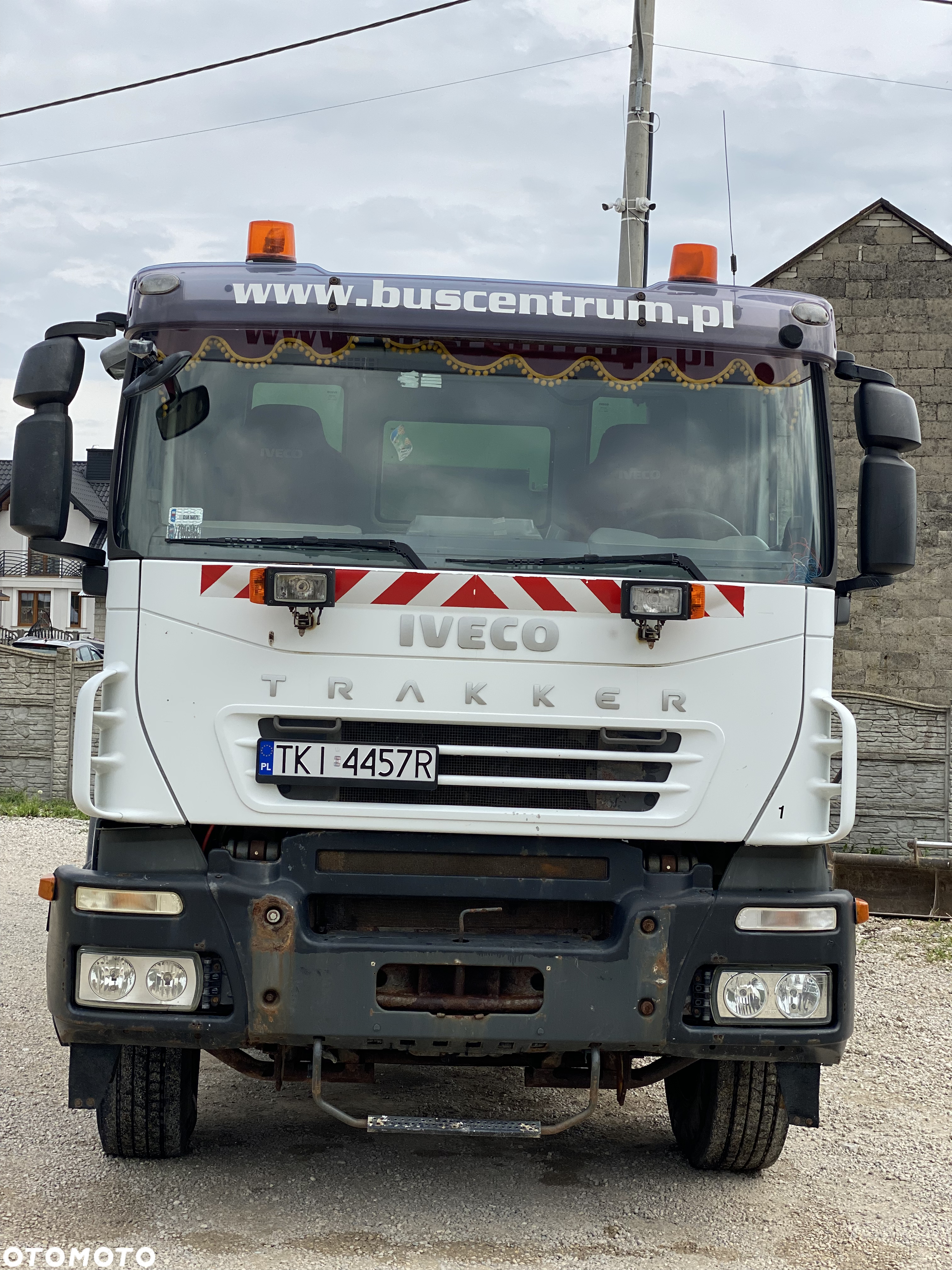 Iveco TRAKKER - 28