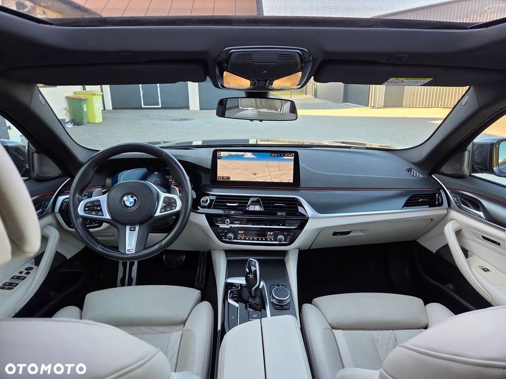 BMW Seria 5 520d xDrive mHEV M Sport sport - 19