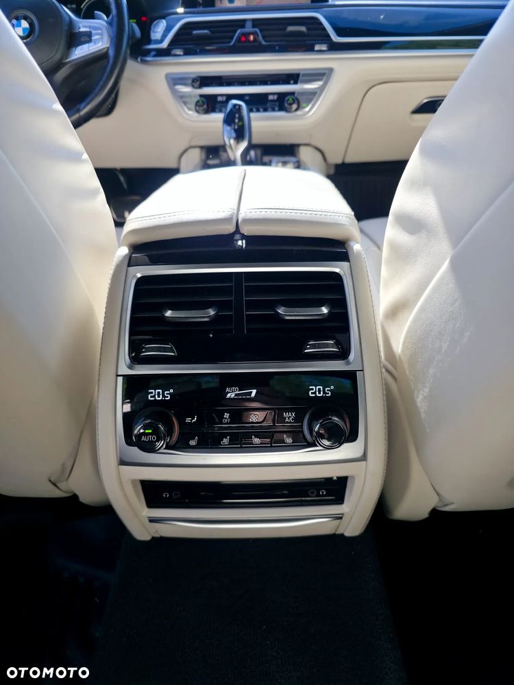 BMW Seria 7 750Ld xDrive - 16