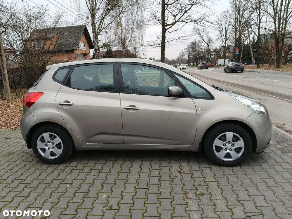 Kia Venga 1.6 L - 3