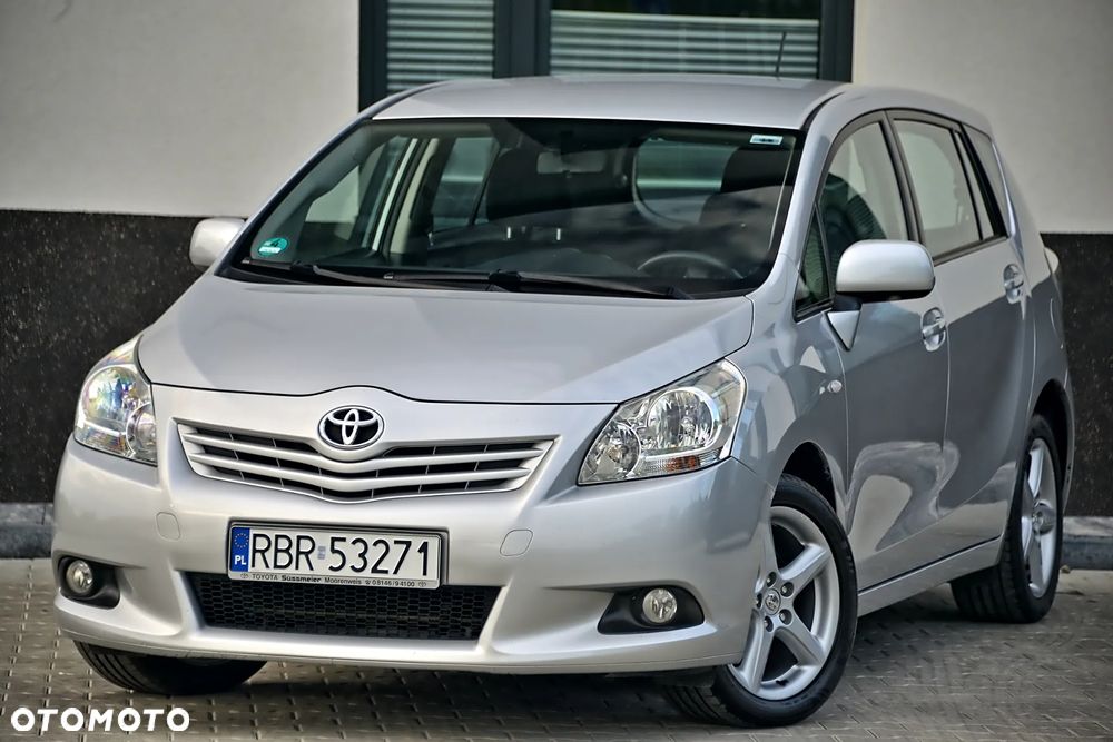 Toyota Verso 1.8 Premium 7os - 2