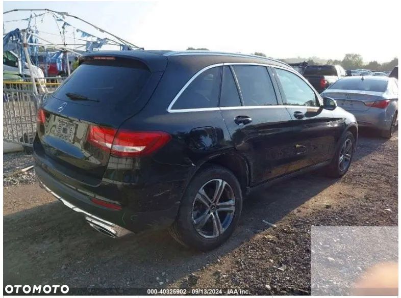 Mercedes-Benz GLC - 37