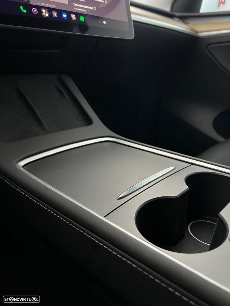 Tesla Model Y - 19