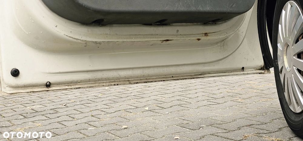 Volkswagen Transporter - 28