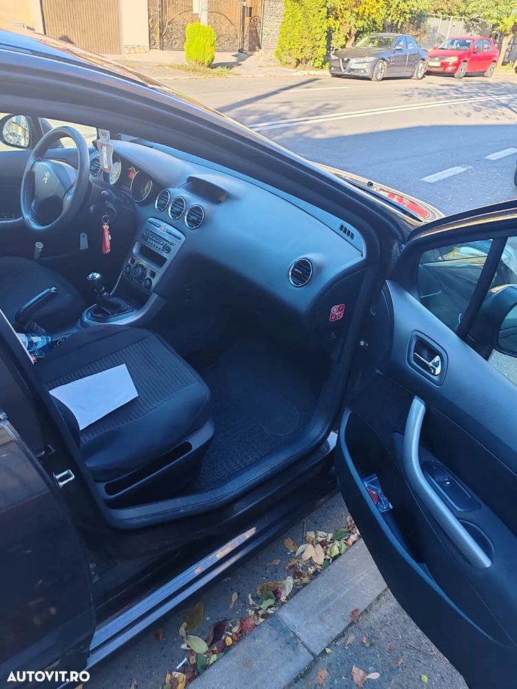 Peugeot 308 1.6 e-HDI FAP STT Active - 3