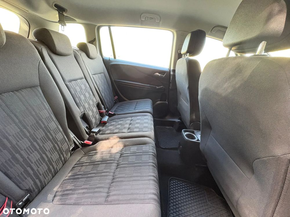 Opel Zafira Tourer 1.8 Edition - 30