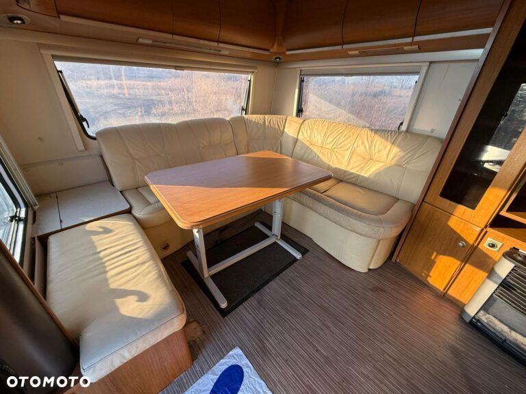 Fendt Uni-Caravan Diamant 700 DFS - 21