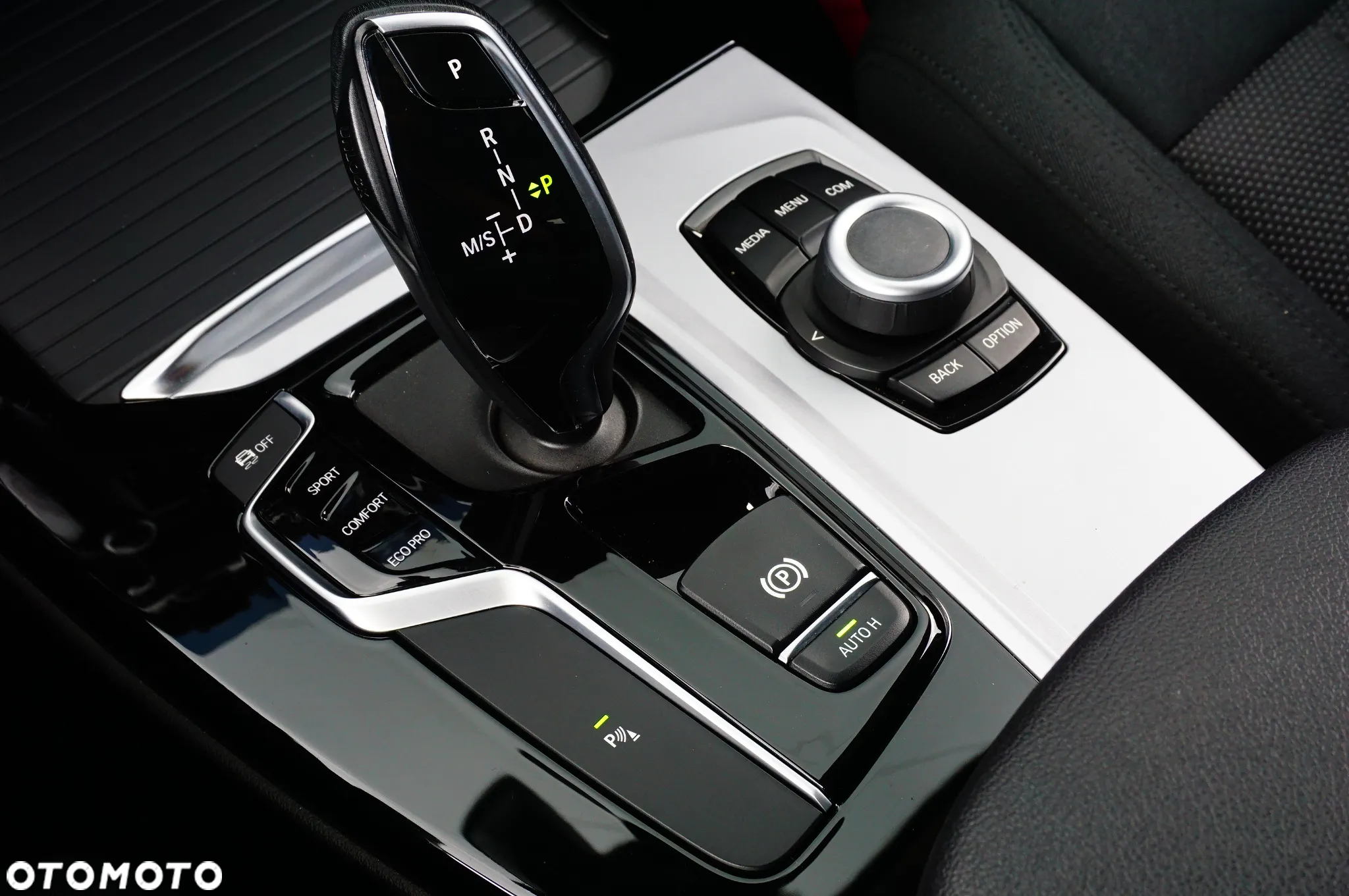 BMW X3 sDrive18d Advantage - 27