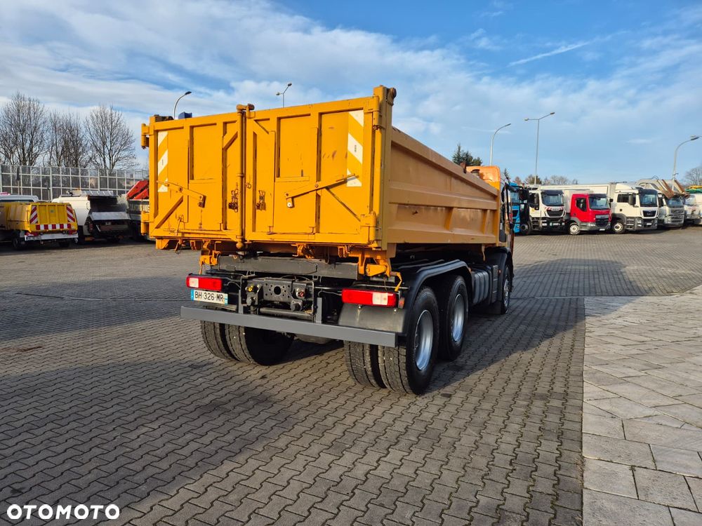 Renault PREMIUM DXI LANDER D 370 / 6X4 / WYWROTKA TYŁ / HYVA / HYDROBURTA Z BOKU / CZOŁOWNICA / NISKI PRZEBIEG / BEZWYPADKOWY / 6X4 / EURO 4 - 15