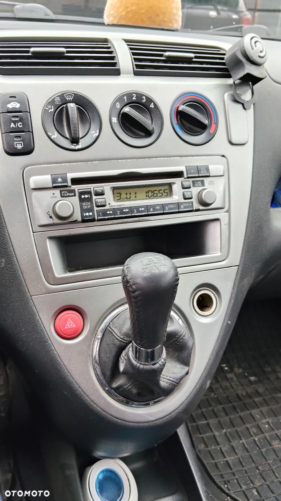 Honda Civic 1.4i S - 7