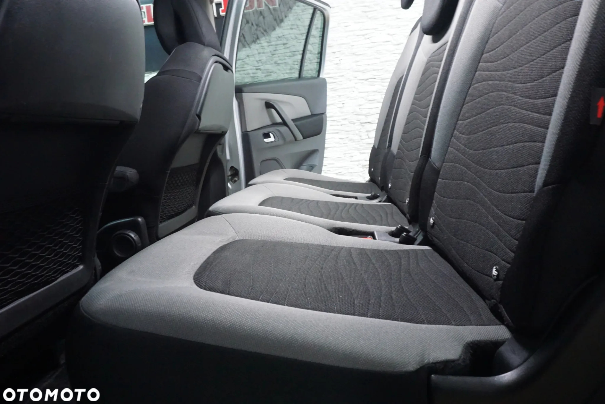 Citroën C4 Grand Picasso 1.6 BlueHDi MoreLife S&S EAT6 - 17