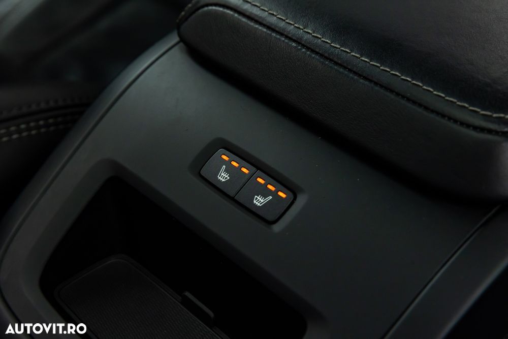 Volvo XC 60 B5 D AWD Geartronic RDesign - 29