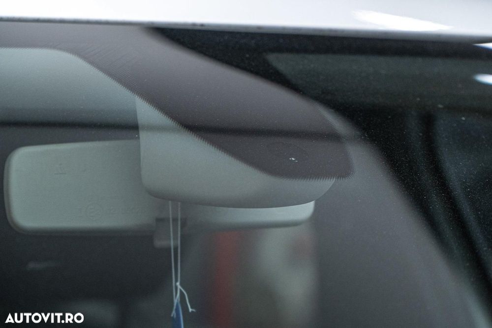 Dacia Logan TCe 90 MT6 Prestige - 17