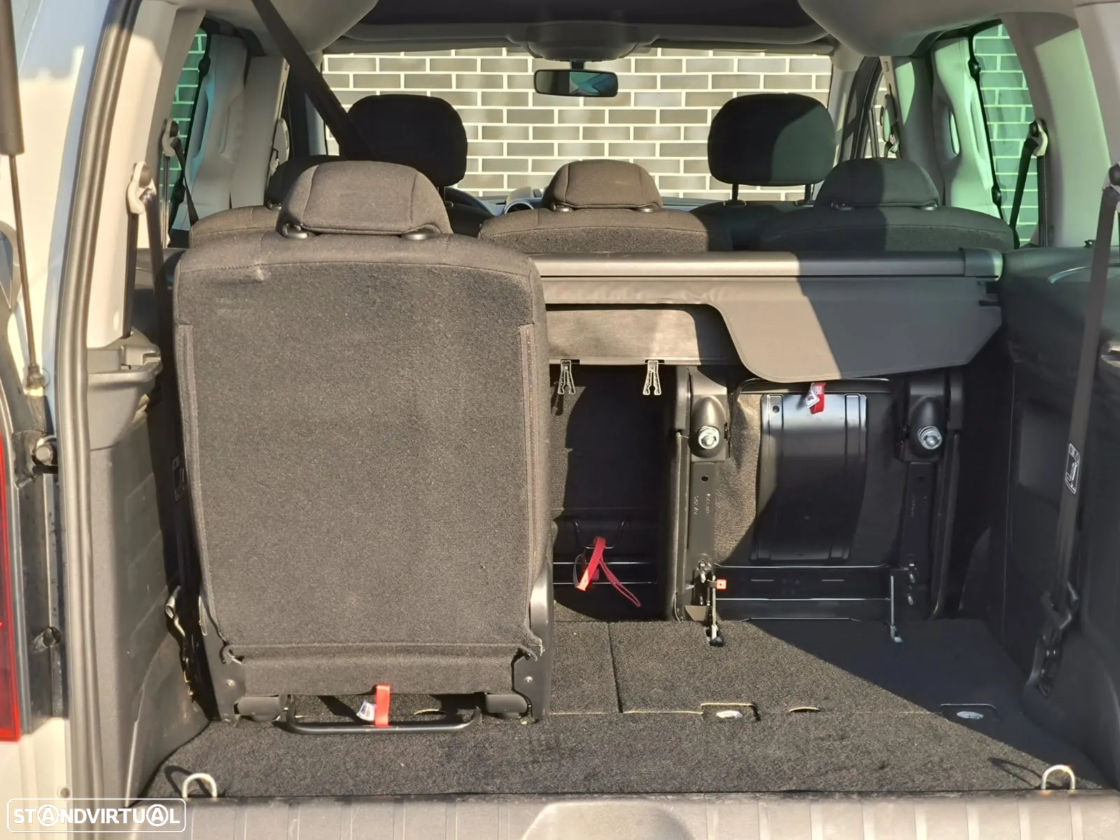 Citroën Berlingo 1.6 BlueHDi Feel 7L - 23