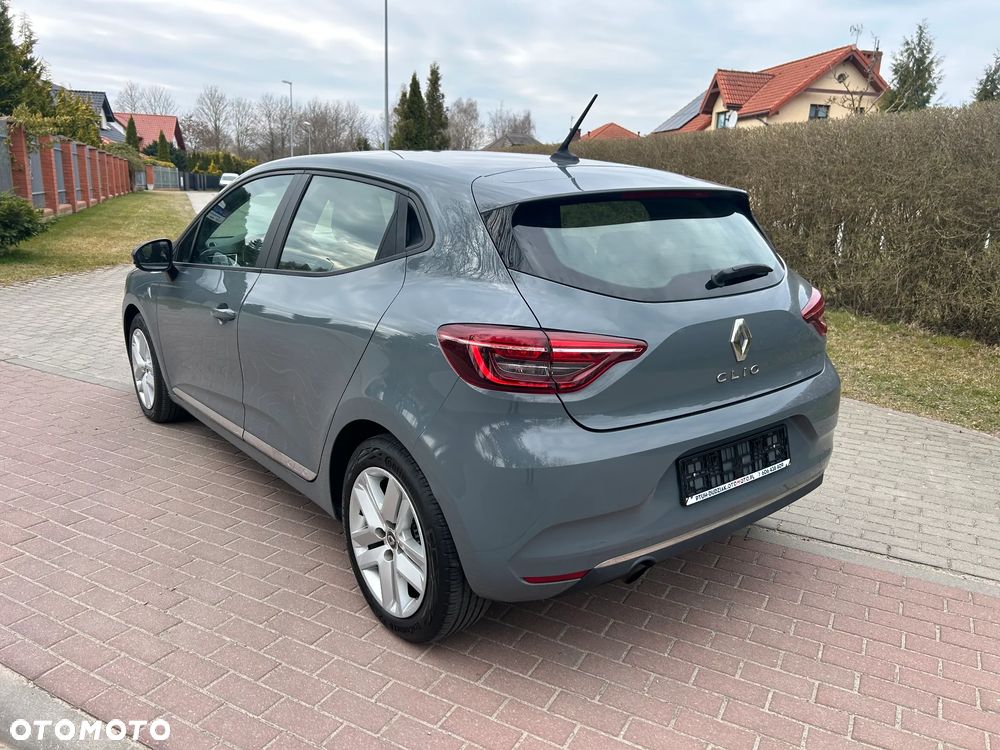 Renault Clio TCe 100 INTENS - 15