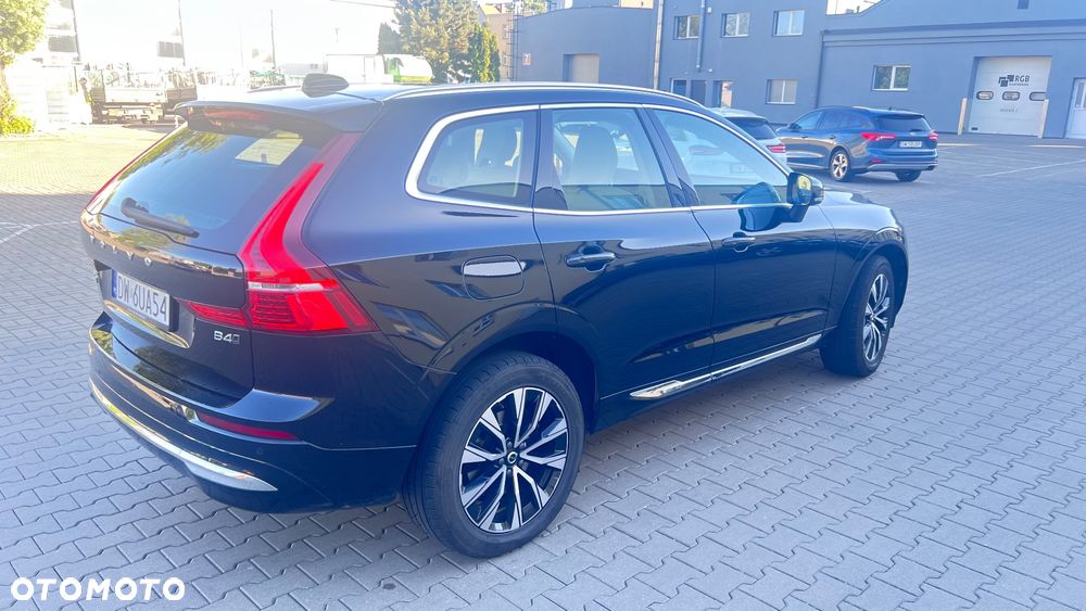 Volvo XC 60 B4 D AWD Plus Bright - 18