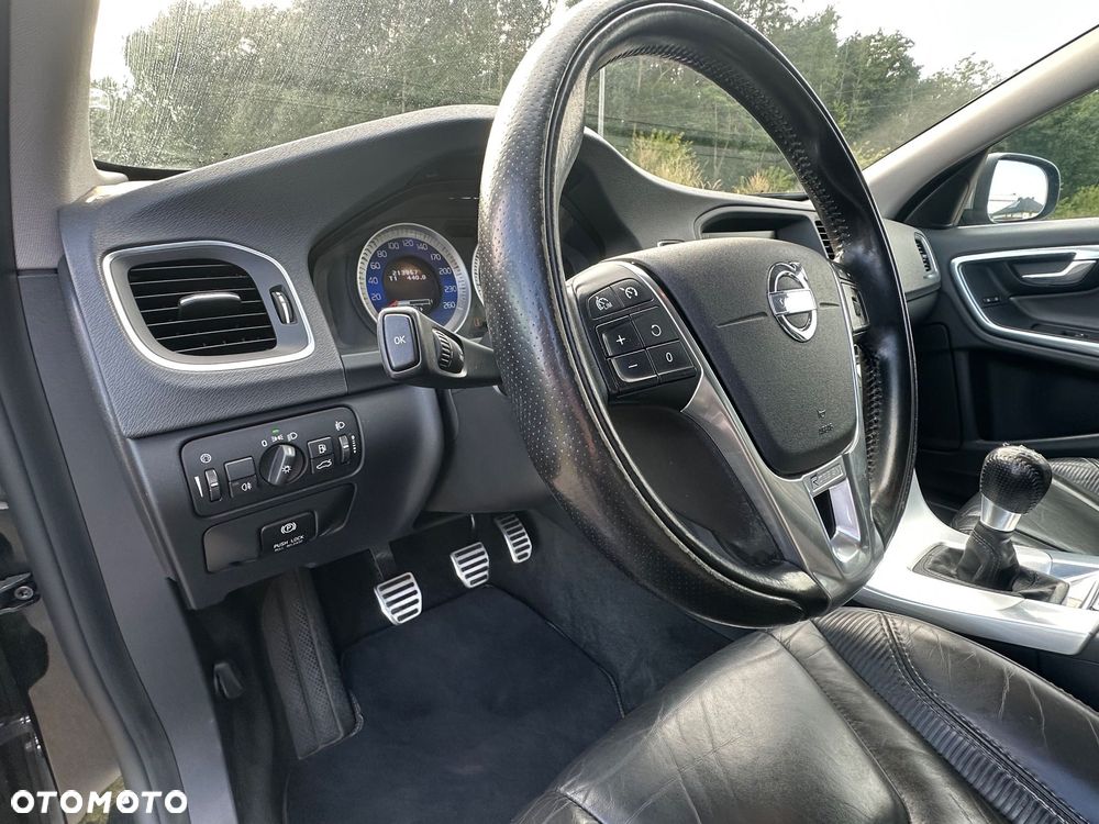 Volvo V60 - 14