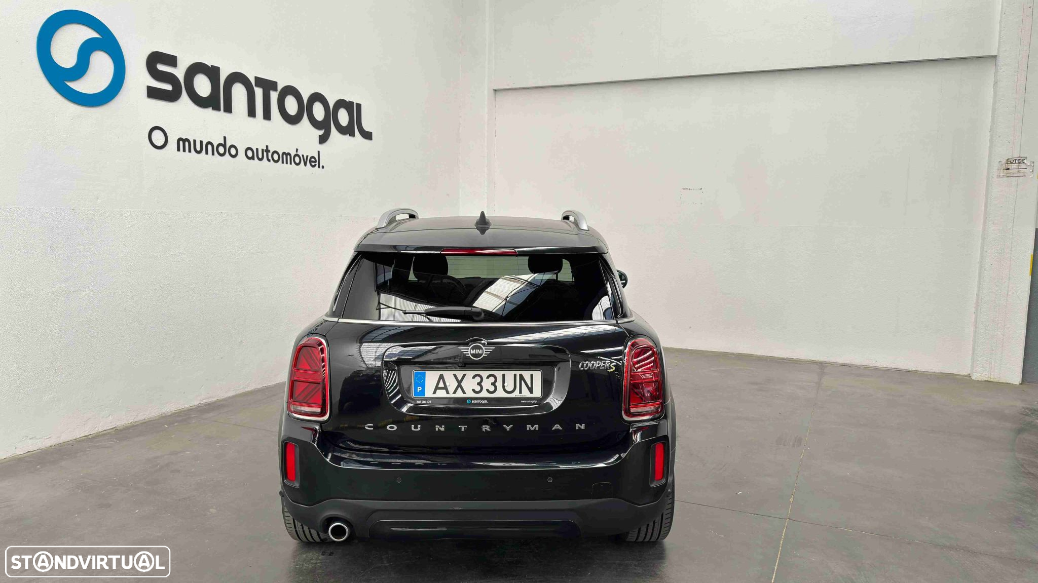 MINI Countryman Cooper SE Premium Classic Auto - 3