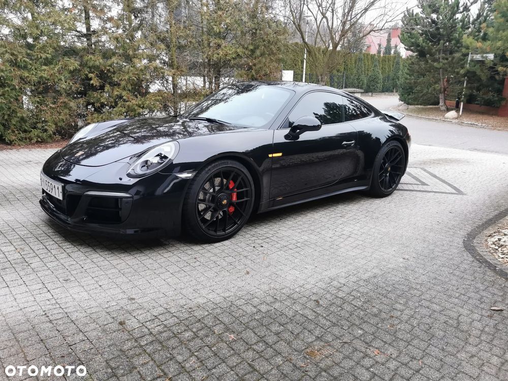 Porsche 911 Carrera 4 GTS PDK - 7