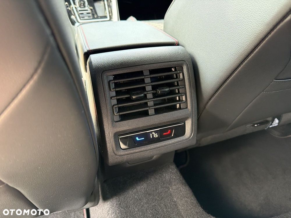 Volkswagen Golf 2.0 TSI GTI DSG - 28