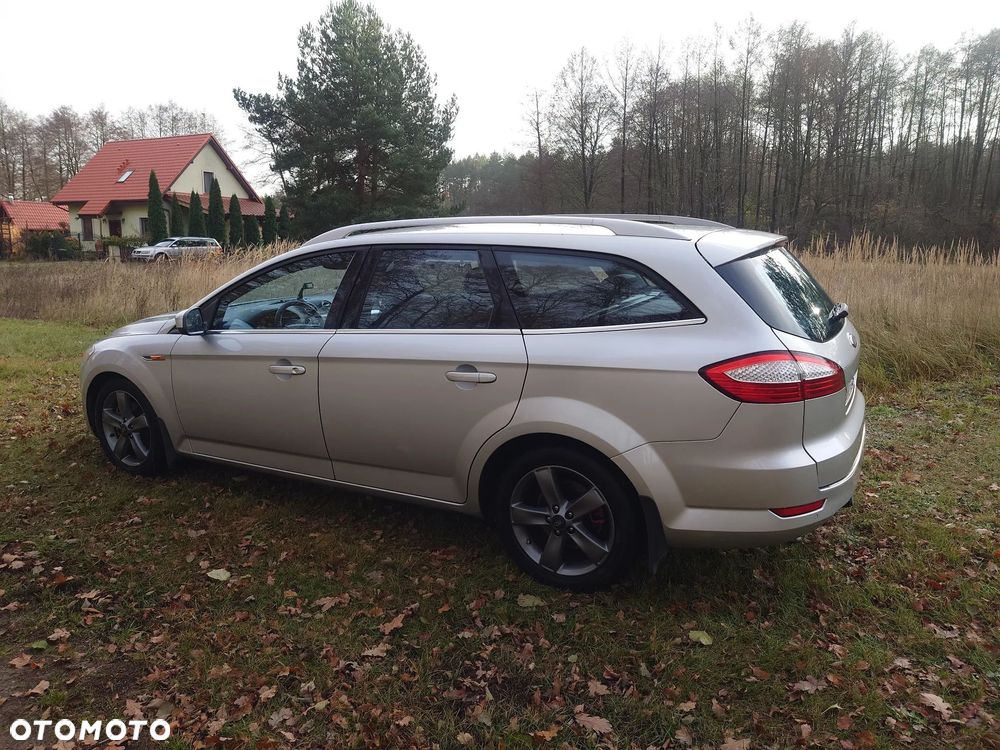 Ford Mondeo 2.0 TDCi Ghia - 6