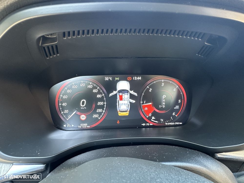 Volvo XC 60 2.0 D4 Inscription Geartronic - 32