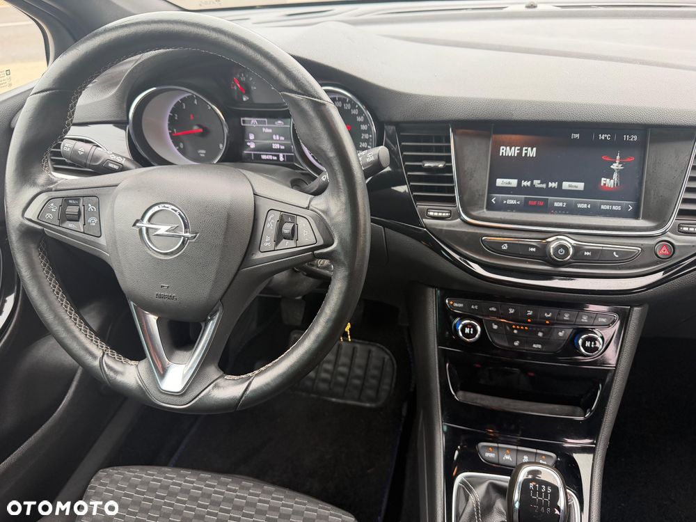 Opel Astra 1.4 Turbo Dynamic - 32