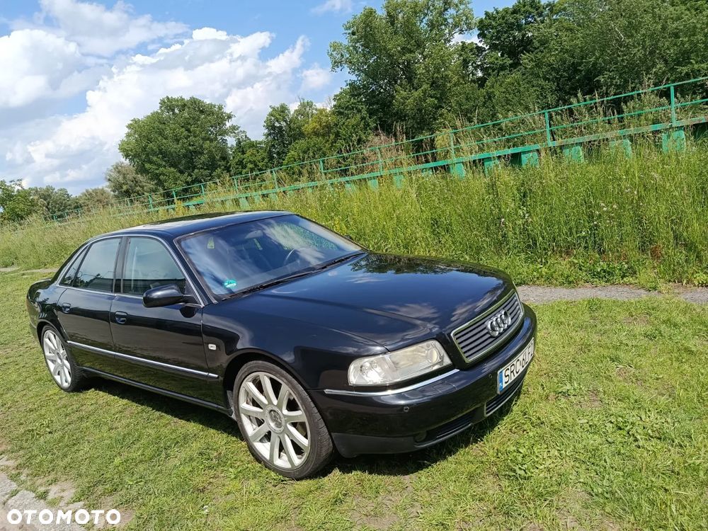 Audi A8 4.2 Quattro - 14