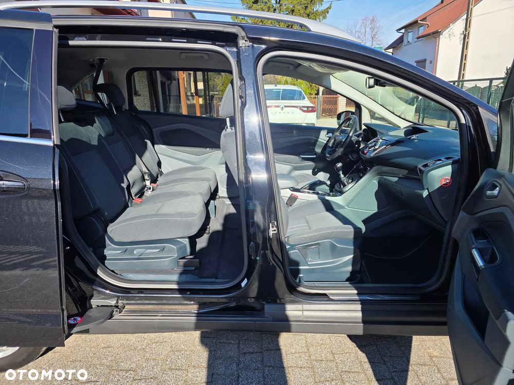 Ford Grand C-MAX 2.0 TDCi Titanium - 13