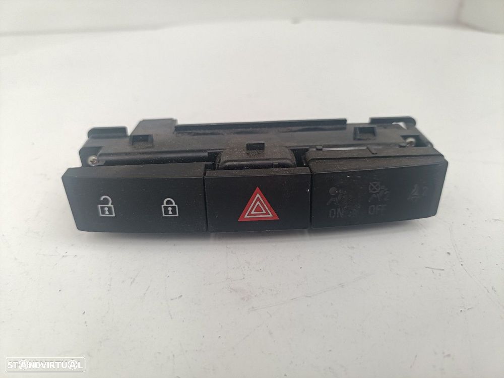 Botão De 4 Piscas Opel Astra J (P10) - 1