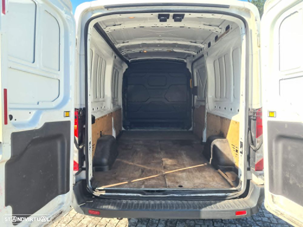 Ford Transit - 11