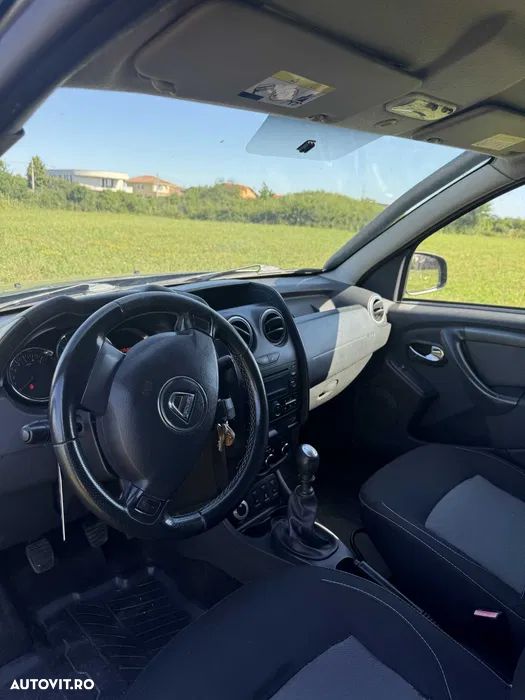 Dacia Duster 1.5 dCi 4WD Prestige jante 16" - 6
