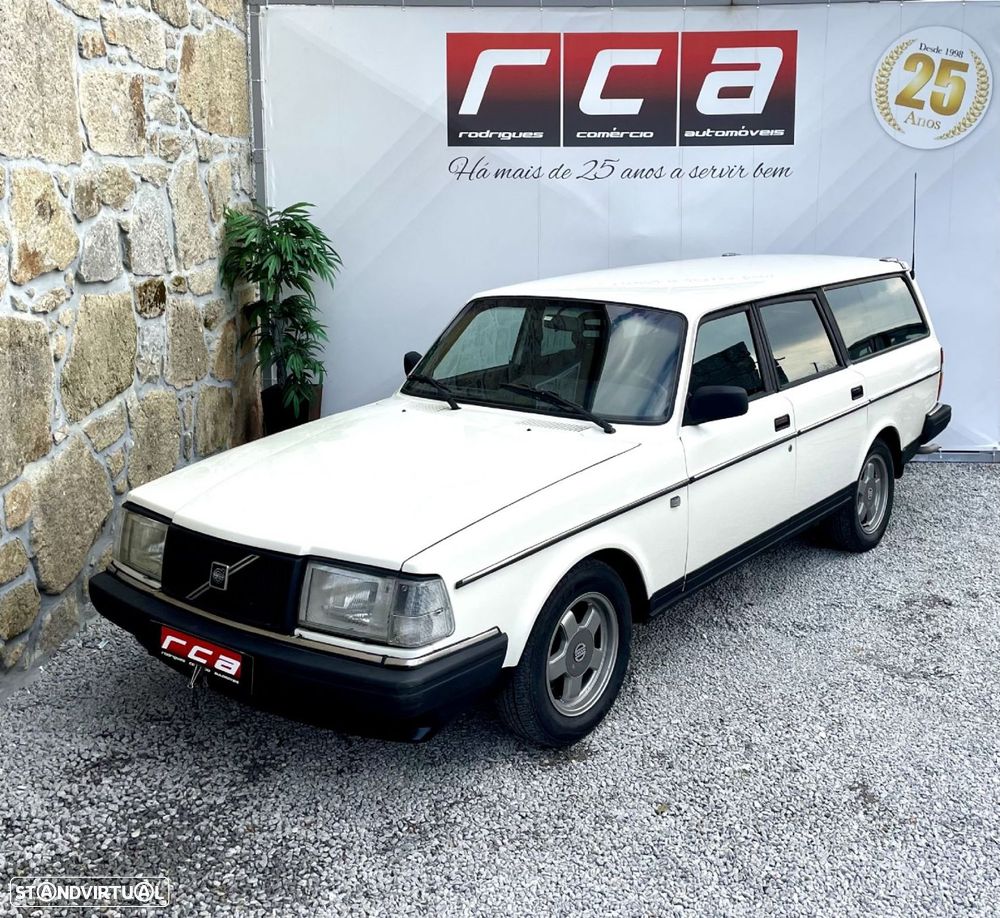 Volvo 240 GL - 16