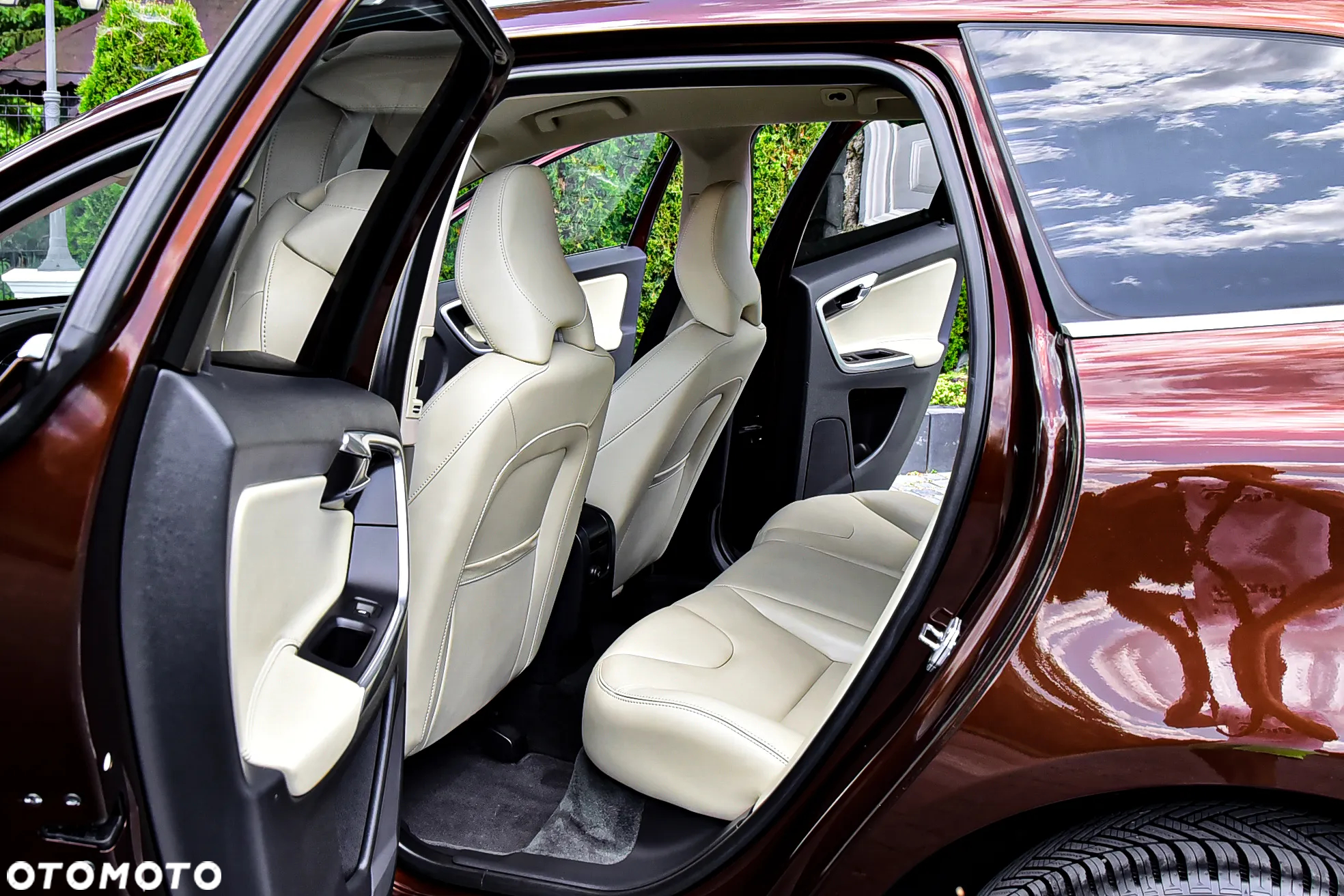Volvo XC 60 D4 Geartronic Summum - 6