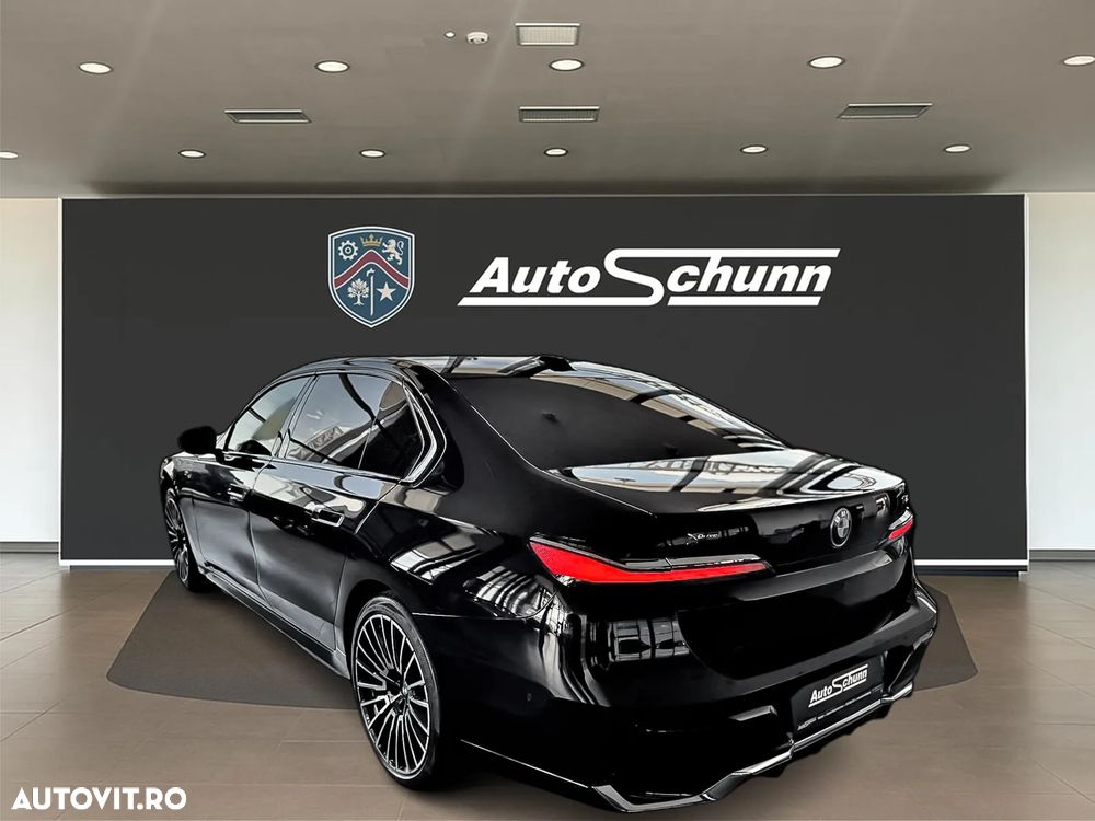 BMW Seria 7 - 8